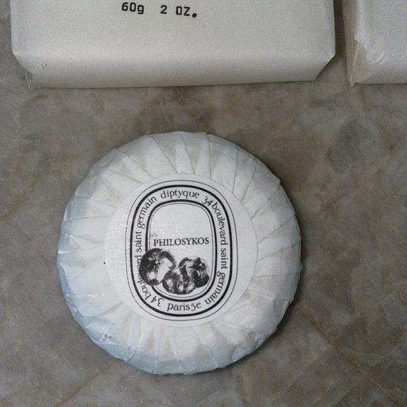 4 BRAND NEW DIPTYQUE and LE LABO EDITION SOAPS! - Picture 2 of 5